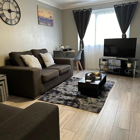 Modern Cosy Warm Home With Free Parking Chelmsford Exteriér fotografie