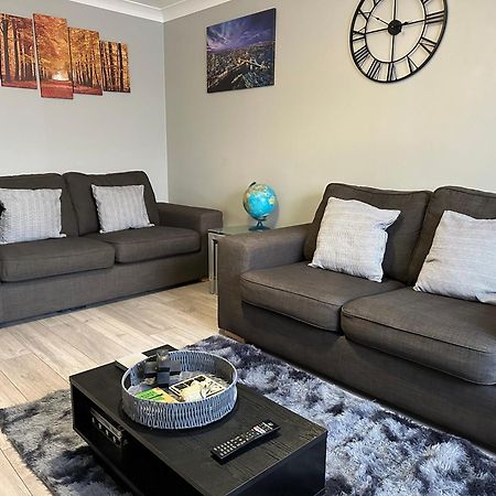 Modern Cosy Warm Home With Free Parking Chelmsford Exteriér fotografie