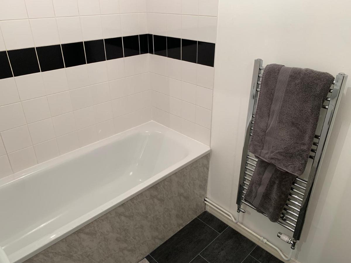 Modern Cosy Warm Home With Free Parking Chelmsford Exteriér fotografie