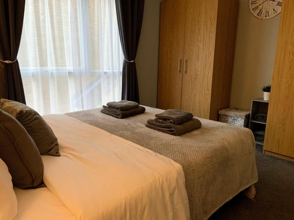 Modern Cosy Warm Home With Free Parking Chelmsford Exteriér fotografie