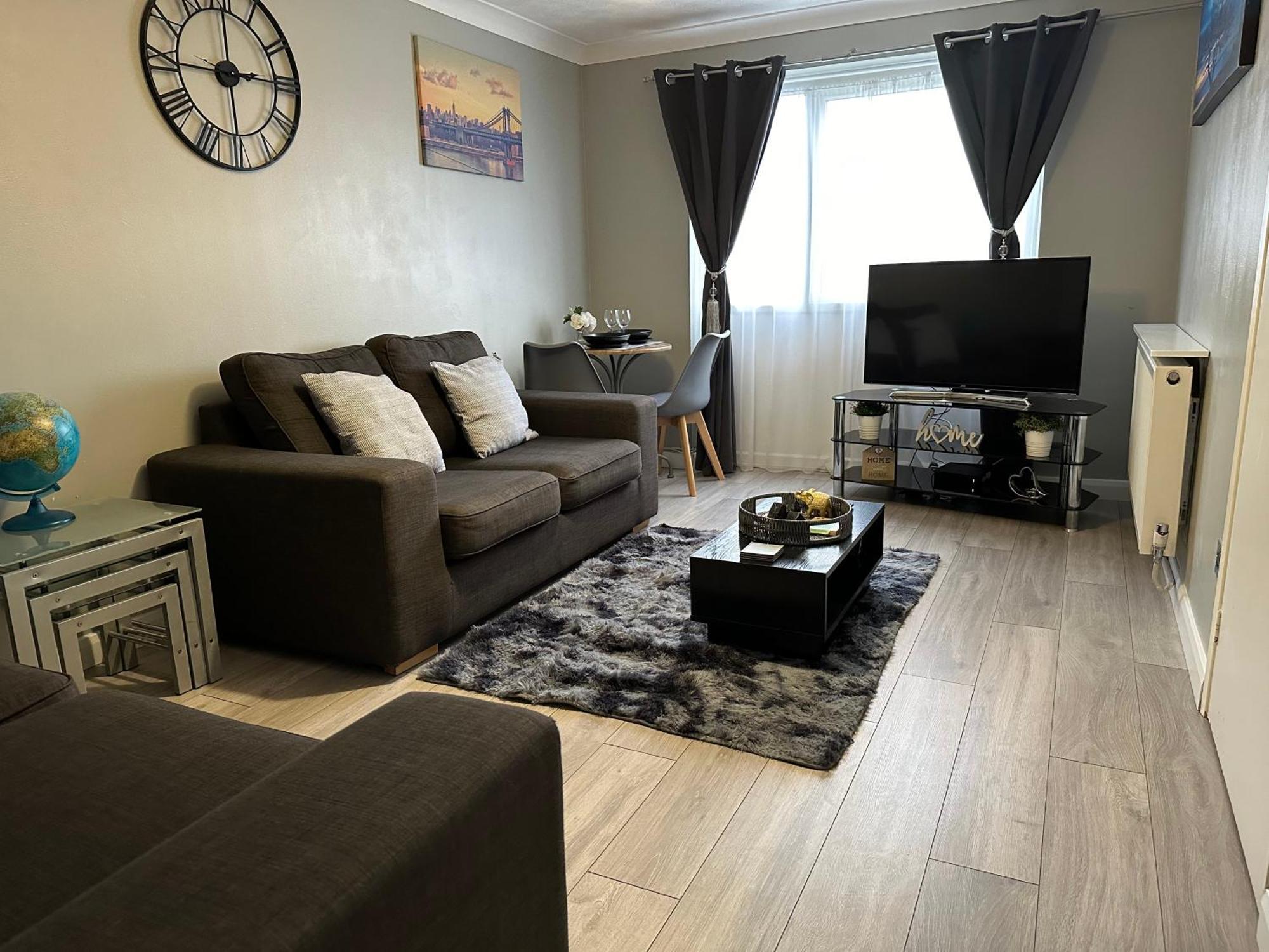 Modern Cosy Warm Home With Free Parking Chelmsford Exteriér fotografie